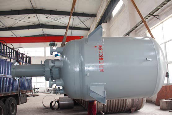 2000L生产用高压釜