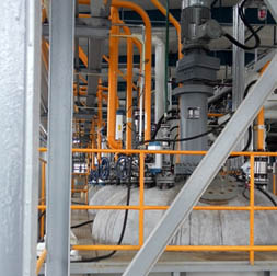 为辽宁化工厂设计、生产的15立方高压反应釜